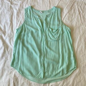 Old Navy Mint Sleeveless Button-down Blouse